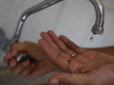 Un corte de agua potable afecta la zona baja de General Roca