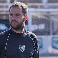 Germán Alecha dejó de ser DT de Cipolletti