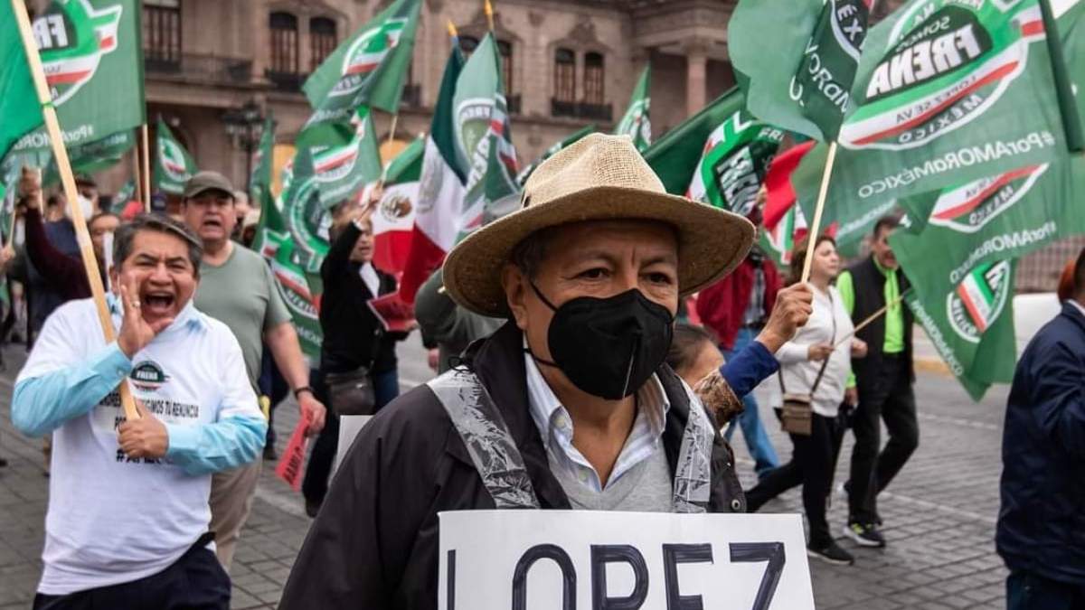 Marcha anti AMLO en NL