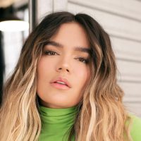 Una dura lección para Karol G y ahora debe aprender de los errores: sus fans no la perdonaron en re