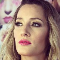 La reacción Mica Viciconte al ser cuestionada por viajar en plena crisis de Coronavirus ¿¡Molesta!?