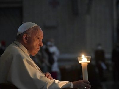 El Papa pide detener la "gran guerra mundial"