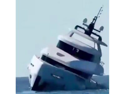 Yate de lujo se hunde en Turquía minutos después de ser inaugurado (Video)