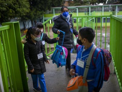 Especialistas piden a la SEP garantizar alimentación saludable para alumnos