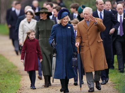 El rey Carlos III recuerda a Isabel II en su primer discurso navideño como monarca
