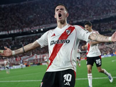 Cifra impresionante: se subastó un kit de Franco Mastantuono y dejó una increíble recaudación en River