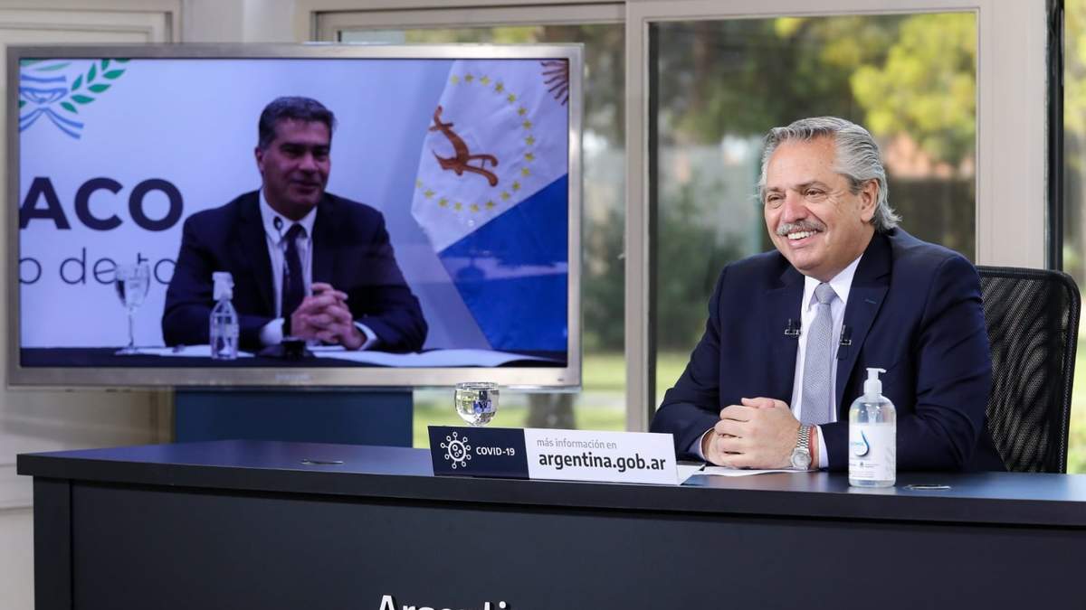 Alberto Fernández junto a Jorge Capitanich. Fuente: (Twitter)