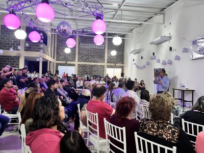 Rolando Figueroa aseguró que “el poder está en la gente” y no en un partido provincial
