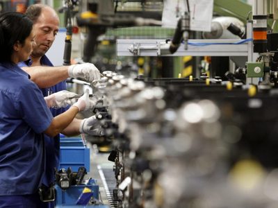 El empleo registrado marcó un crecimiento mensual del 0,3%