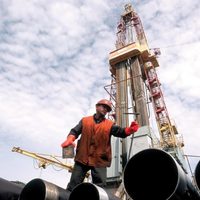 El Gobierno de Mendoza le envió una nota a YPF para proteger a las empresas provinciales