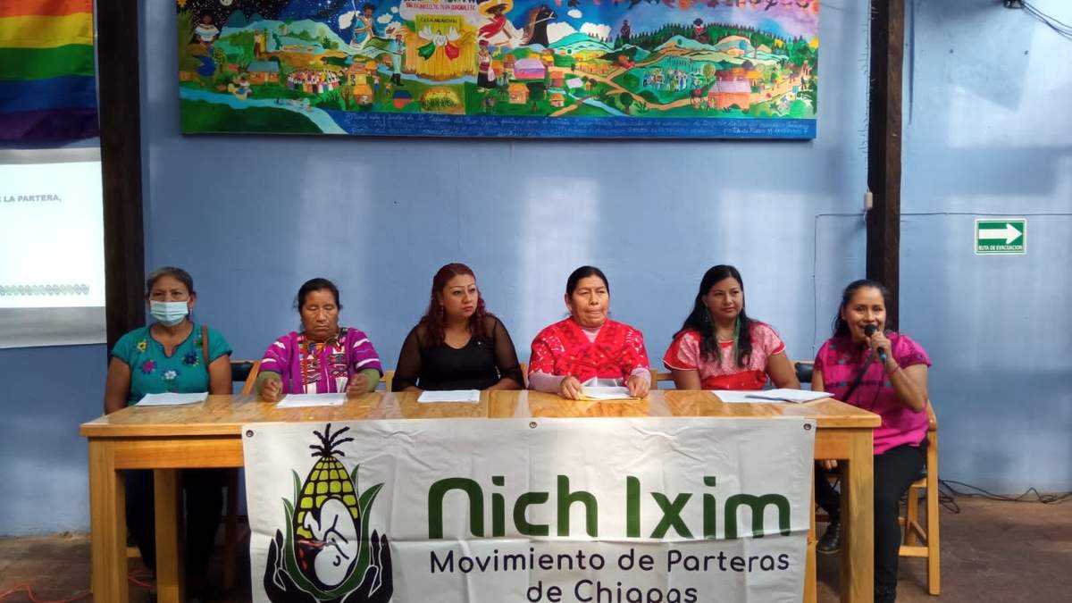 Parteras indígenas de Chiapas piden respeto a su trabajo