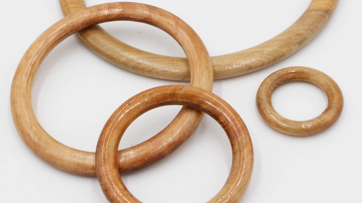 Argollas de madera. Fuente: (Instagram)