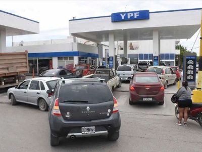 Comenzó a normalizarse el abastecimiento de combustibles en Neuquén