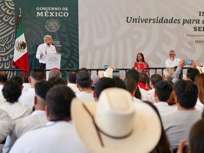 Desde Michoacán, AMLO destaca que habrá récord de remesas a México