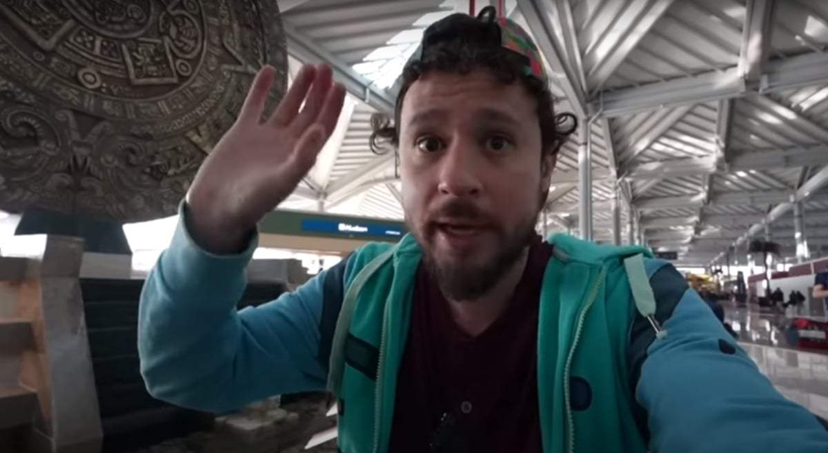 Luisito Comunica en el AIFA