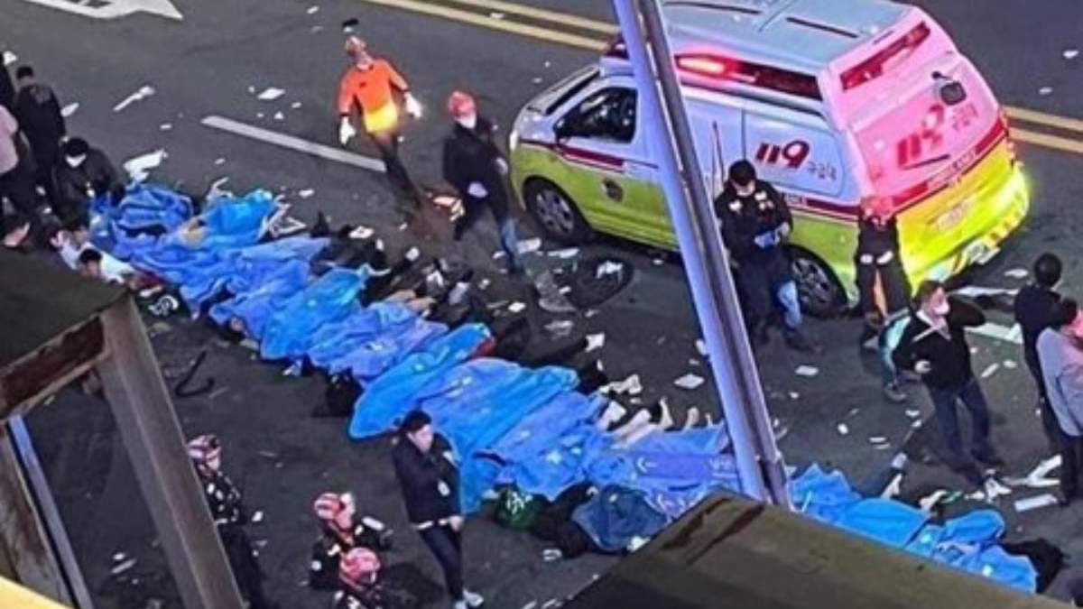 Bolsas con cadáveres fueron colocadas en la zona de la estampida