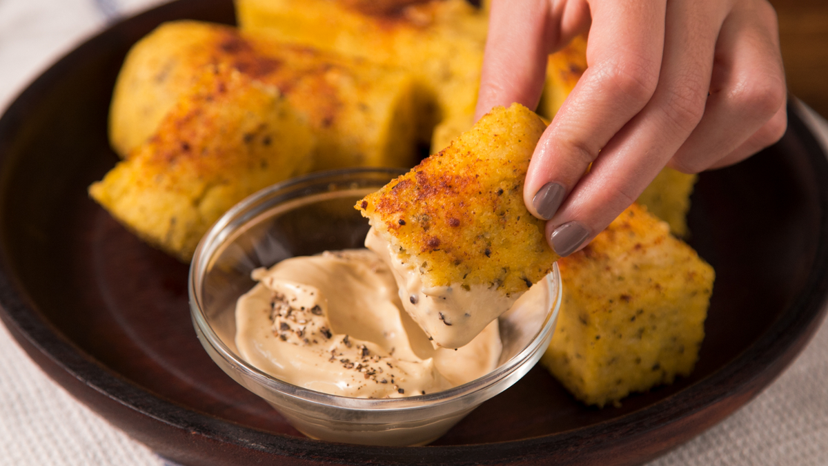 Bastoncitos de polenta. Fuente: (Instagram)