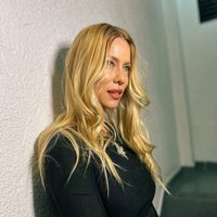 Nicole Neumann deslumbró con un estilismo de impacto: el vestido ruched que es tendencia