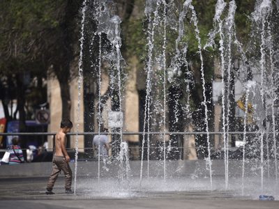 Arrecian calor, vientos y lluvias fuertes: estas entidades tendrán 45 grados de lunes a jueves