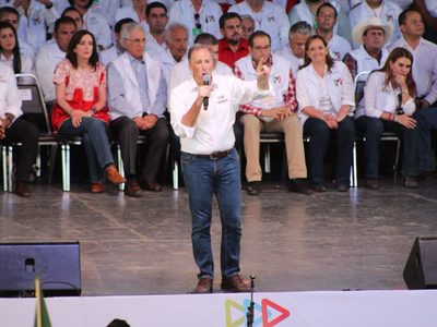 'La historia juzgará a quienes han habilitado a López Obrador”, advierte Meade en su cierre de campaña