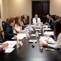 Repudian en Puebla opacidad al instalar comisión de protección a activistas y periodistas