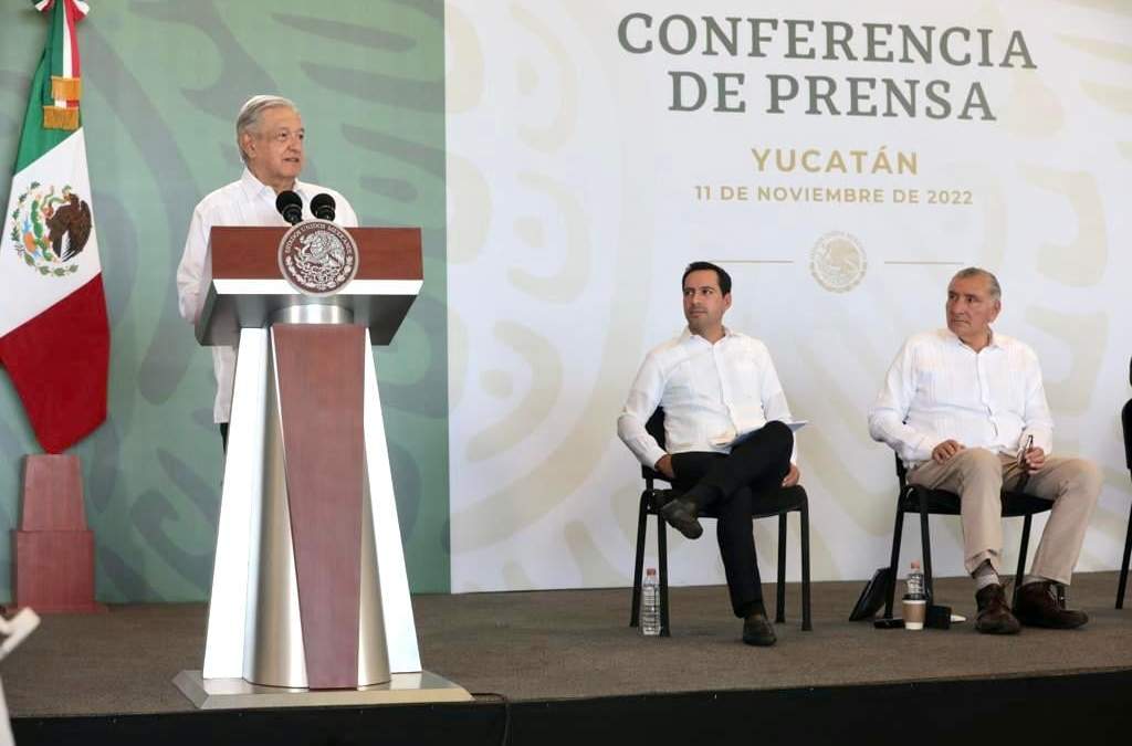 Conferencia de prensa en Yucatán. En la imagen, el gobernador Mauricio Vila y el secretario de Gobernación, Adán Augusto López