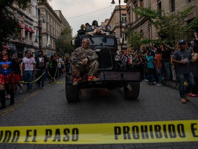Marcha Zombie 2022: Cientos de personajes invaden calles del Centro Histórico