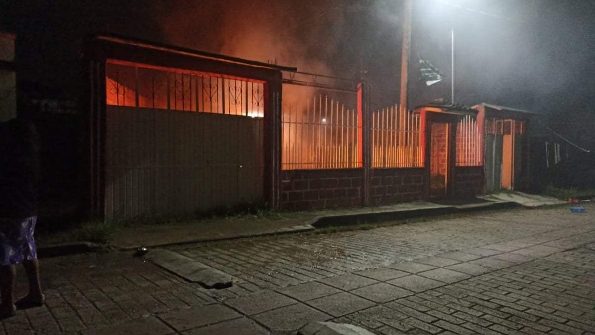 Una de las casas que fueron quemadas en Altamirano, Chiapas