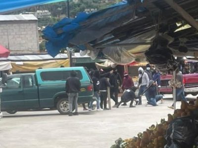 Civiles armados se disputan a balazos San Cristóbal de Las Casas (Videos)