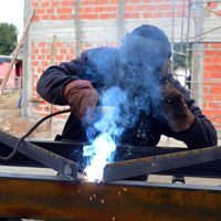 Puente al Empleo, de planes sociales al mercado de trabajo: así lo reglamentaron