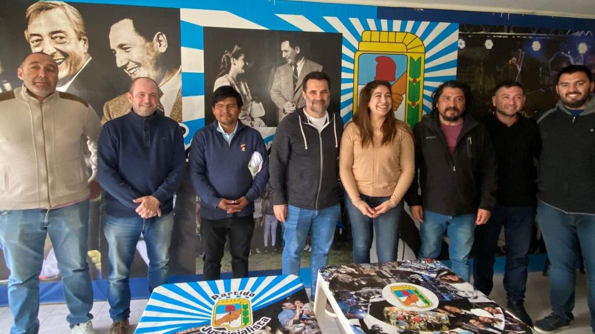 Acto de presentación. Fuente: (X)