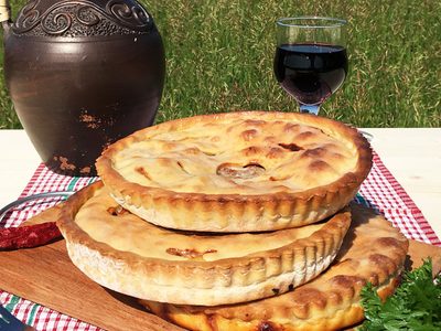 Tarta de carne picada y huevo duro: una receta súper jugosa y económica para resolver la cena