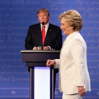 Escala guerra sucia entre Trump y Clinton