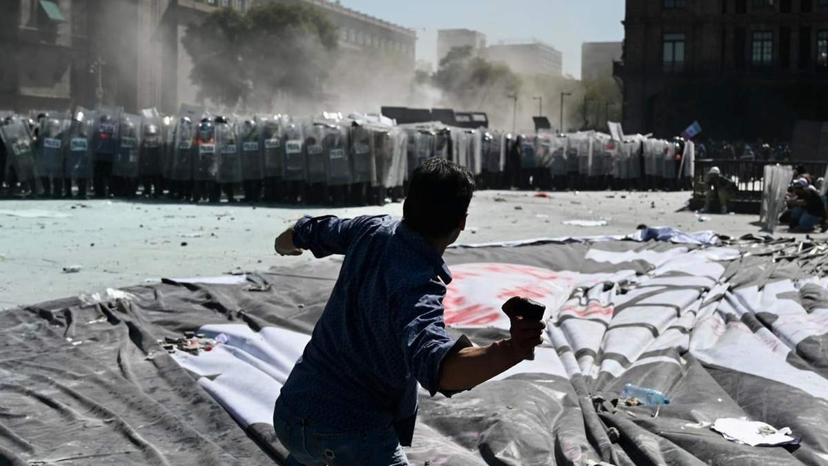 Enfrentamientos durante la Marcha de la Generación Z