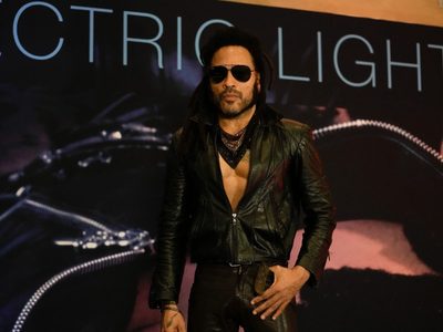 Lenny Kravitz comparte adelantos de su álbum "Blue Electric Light" en México
