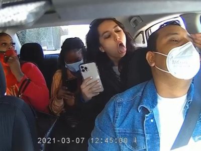 Arrestan a dos de tres mujeres que se negaron a usar cubrebocas y le tosieron a un conductor de Uber