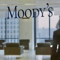 Presión sobre ingresos limitará la liquidez de gobiernos locales este año: Moody’s