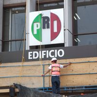 En un año, partidos políticos pierden 70% de sus afiliados: INE