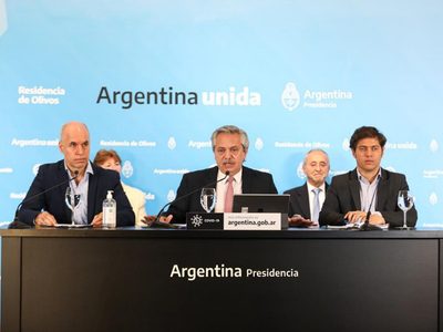 "No me van a torcer el brazo": el duro mensaje de Fernández para la oposición y los empresarios