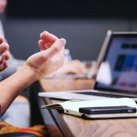 El gobierno provincial lanzó la plataforma Escuela Digital Neuquina