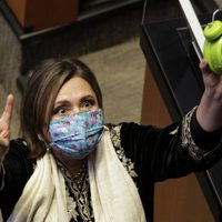 Xóchitl Gálvez se incorpora a la bancada del PRD en el Senado