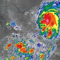 Tormenta tropical "Nicholas" provoca suspensión de clases en Culiacán y Navolato