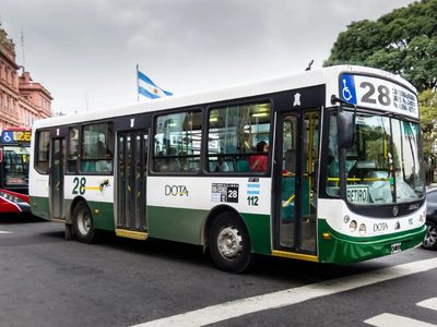 El Gobierno confirmó cuáles son las líneas de colectivos que se quedarán sin subsidios