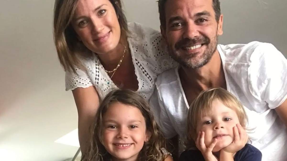 Paula Chaves-Pedro Alfonso y sus hijos. Fuente: (Google).