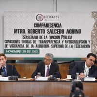 México investiga a dos militares por lavado de dinero