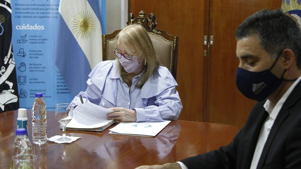 Alicia Kirchner declaró de interés público una serie de proyectos mineros. Fuente: (Twitter)