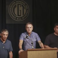 Interna sindical: La CGT anunció un paro general y los gremios presionan para que tomen medidas más duras