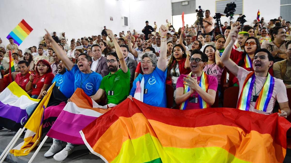 Celebración del orgullo LGBTIQ+ en el Reclusorio Oriente
