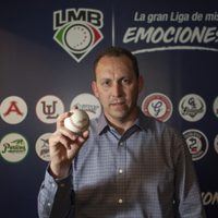 Conade dio al presidente de la LMB, cercano a AMLO, contrato millonario sin licitar
