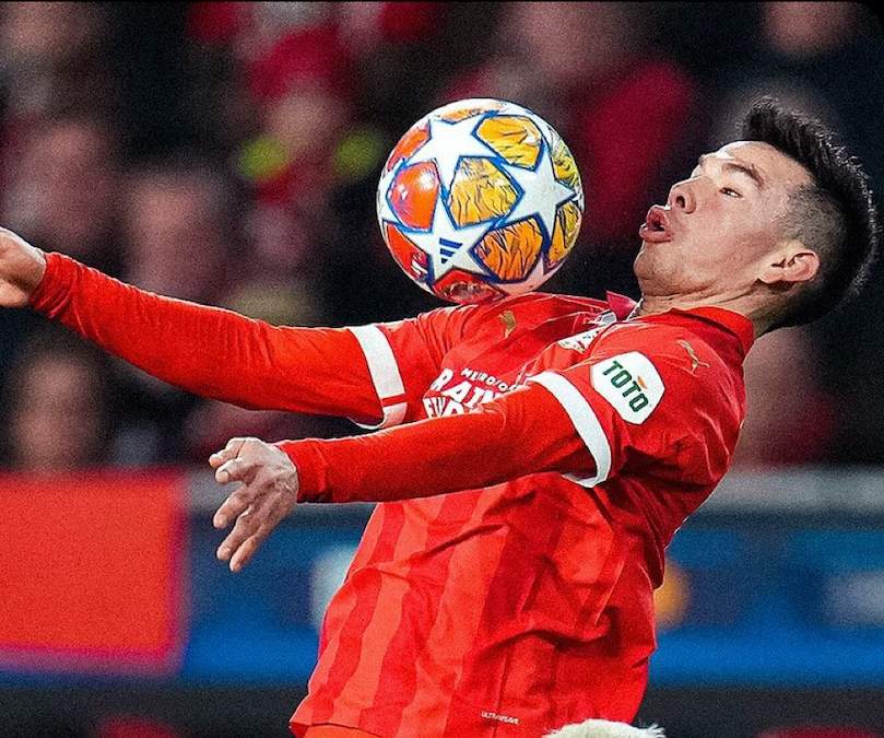 El delantero mexicano en el juego de este martes